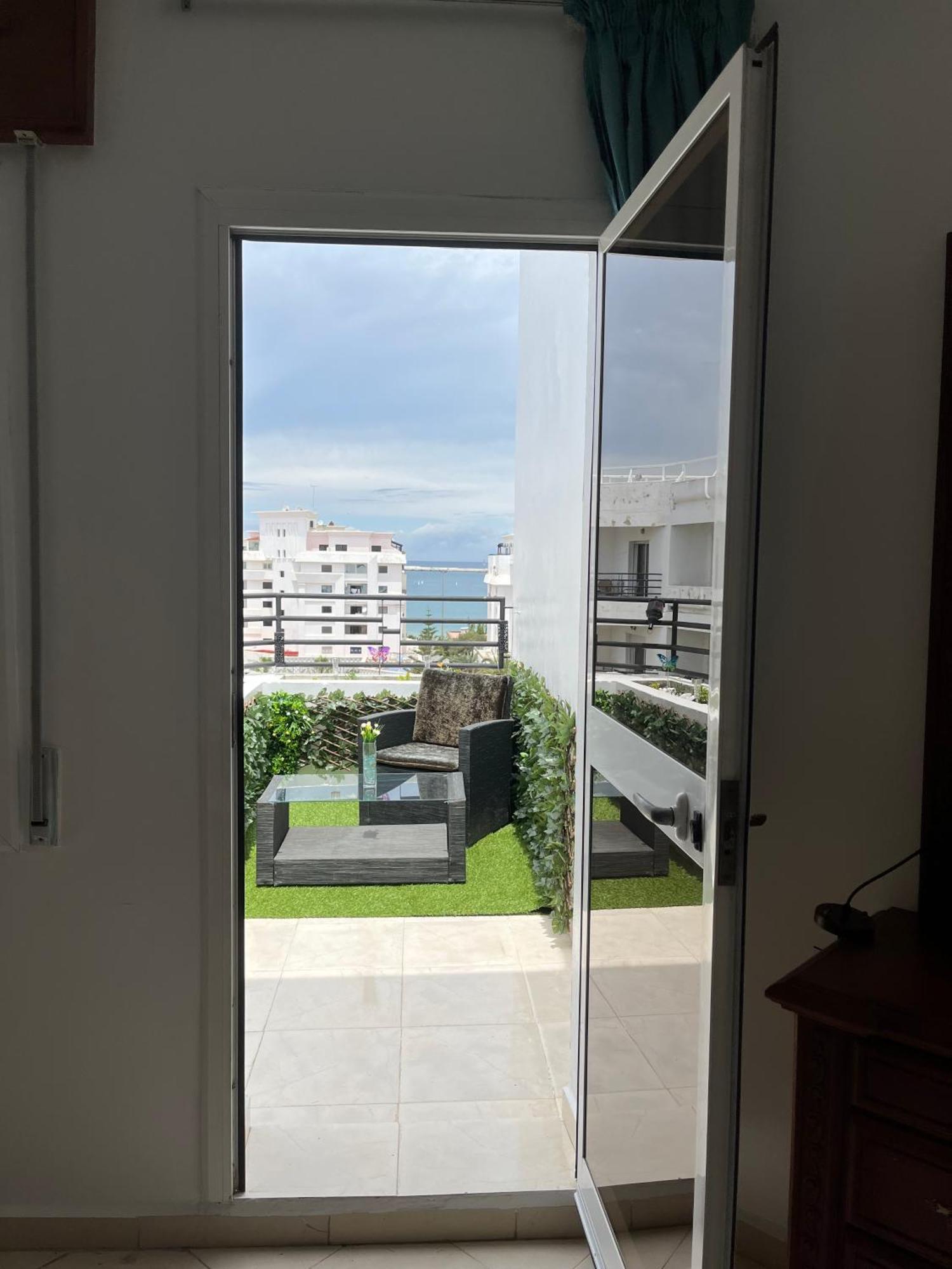 Bright Apartment With Sea View, Few Steps Away From The Tgv แทนเจียร์ ภายนอก รูปภาพ