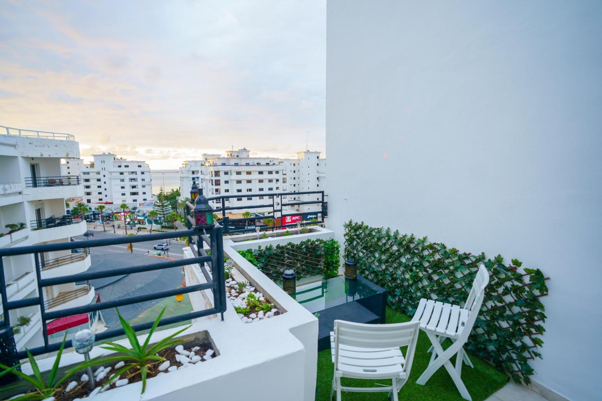 Bright Apartment With Sea View, Few Steps Away From The Tgv แทนเจียร์ ภายนอก รูปภาพ